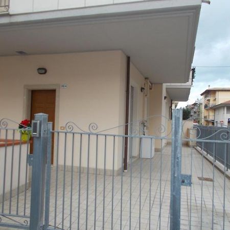 Appartamento Piano Terra San Benedetto del Tronto Exteriér fotografie